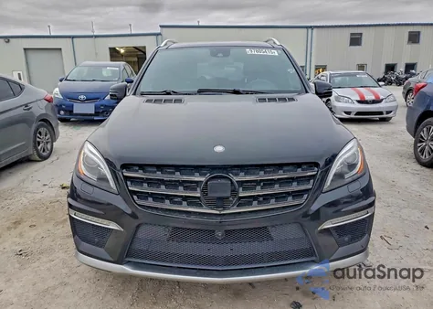 2015 Mercedes-Benz Ml 63 Amg z USA, uszkodzony, nr VIN 4JGDA7EB1FA484888